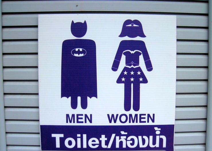 Toilet dành riêng cho các siêu anh hùng chăng?
