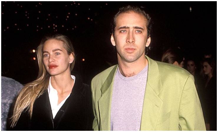 Nicolas Cage, nam tài tử nổi tiếng trong phim "Ma tốc độ" bắt đầu hẹn hò với nữ diễn viên Christina Fulton.
