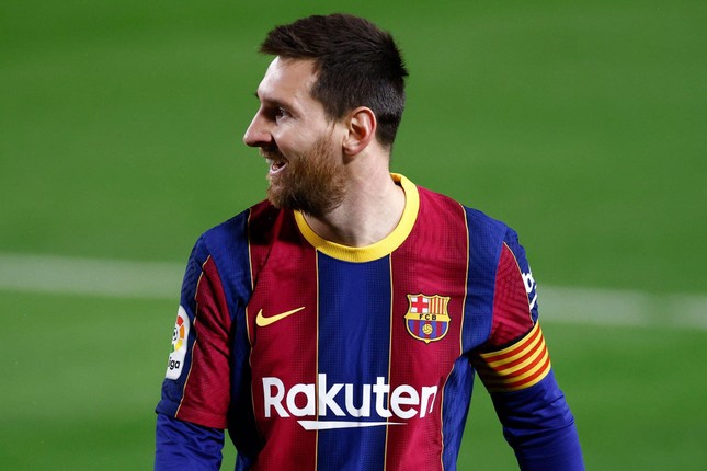 Messi vẫn chưa nhận hết tiền lương từ Barcelona