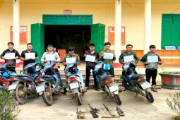 Pháp luật - Bắt giữ 8 đối tượng mang súng tự chế tại biên giới Gia Lai