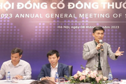 Kinh doanh - Sau khi liên tiếp lau sàn vì tin khởi tố vụ án, nhóm cổ phiếu họ Apec bất ngờ bùng nổ