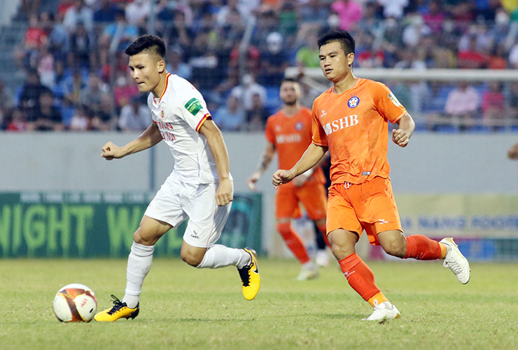 Quang Hải cùng CAHN nhận trận thua bất ngờ trước SHB.Đà Nẵng ở vòng 13 V-League 2023.
