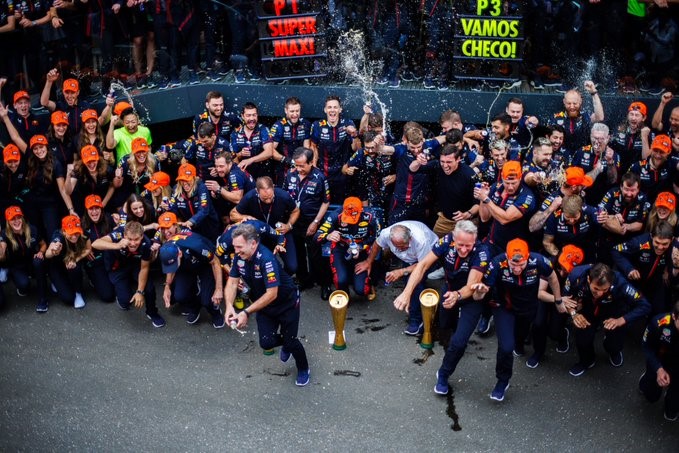 Lần đầu có hai tay đua Red Bull trong top 3 tại Áo