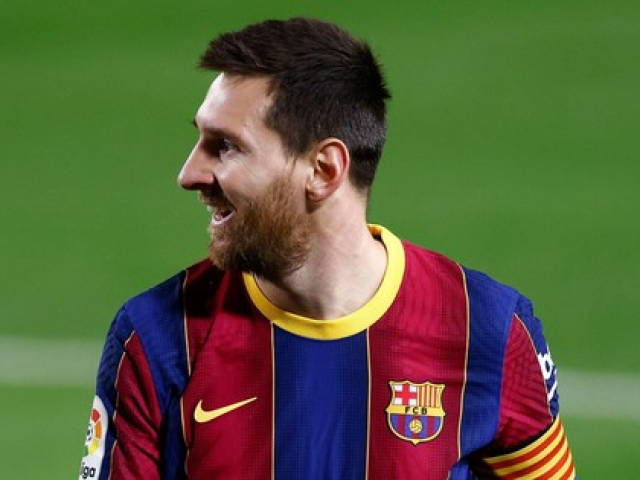 Barcelona vẫn nợ lương Messi, hẹn trả hết vào năm 2025