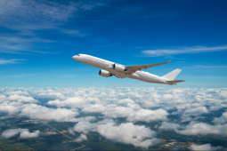 Máy bay nặng hàng trăm tấn bay lên bầu trời bằng cách nào?
