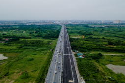 Tin tức trong ngày - Hình hài cầu nghìn tỷ trên tuyến vành đai 2 đang được trải nhựa để thông xe
