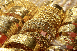 Kinh doanh - Giá vàng hôm nay 5/7: Thận trọng nhích tăng từng chút một, chuyên gia nói gì?