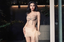 Làm đẹp - &quot;Hot girl đình đám nhất nhì Sài thành một thời&quot; đẹp phơi phới nhờ &quot;chỉ uống không nhai&quot;