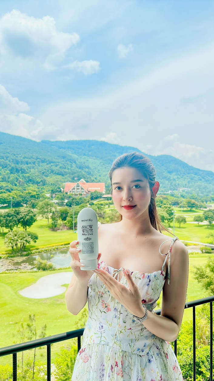 Secret Key Snow White Milky Pack – Kem ủ trắng, tắm trắng da body an toàn của Hàn Quốc