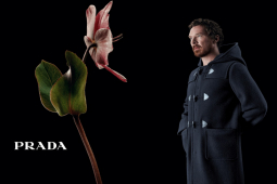 Thời trang - Ngây ngất với vẻ đẹp chiến dịch hoa nở rộ của Prada