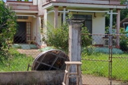 An ninh - Xã hội - Đến nhà tìm em trai, phát hiện bộ xương người trong nhà vệ sinh