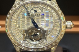 Thị trường - Tiêu dùng - Đồng hồ 14 tỷ đồng, thế giới chỉ bán 25 chiếc, đại gia Việt chịu chi mua về