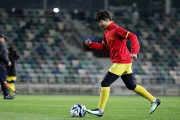 Bóng đá - ĐT nữ Việt Nam tập buổi đầu ở New Zealand, "thử lửa" đấu chủ nhà World Cup