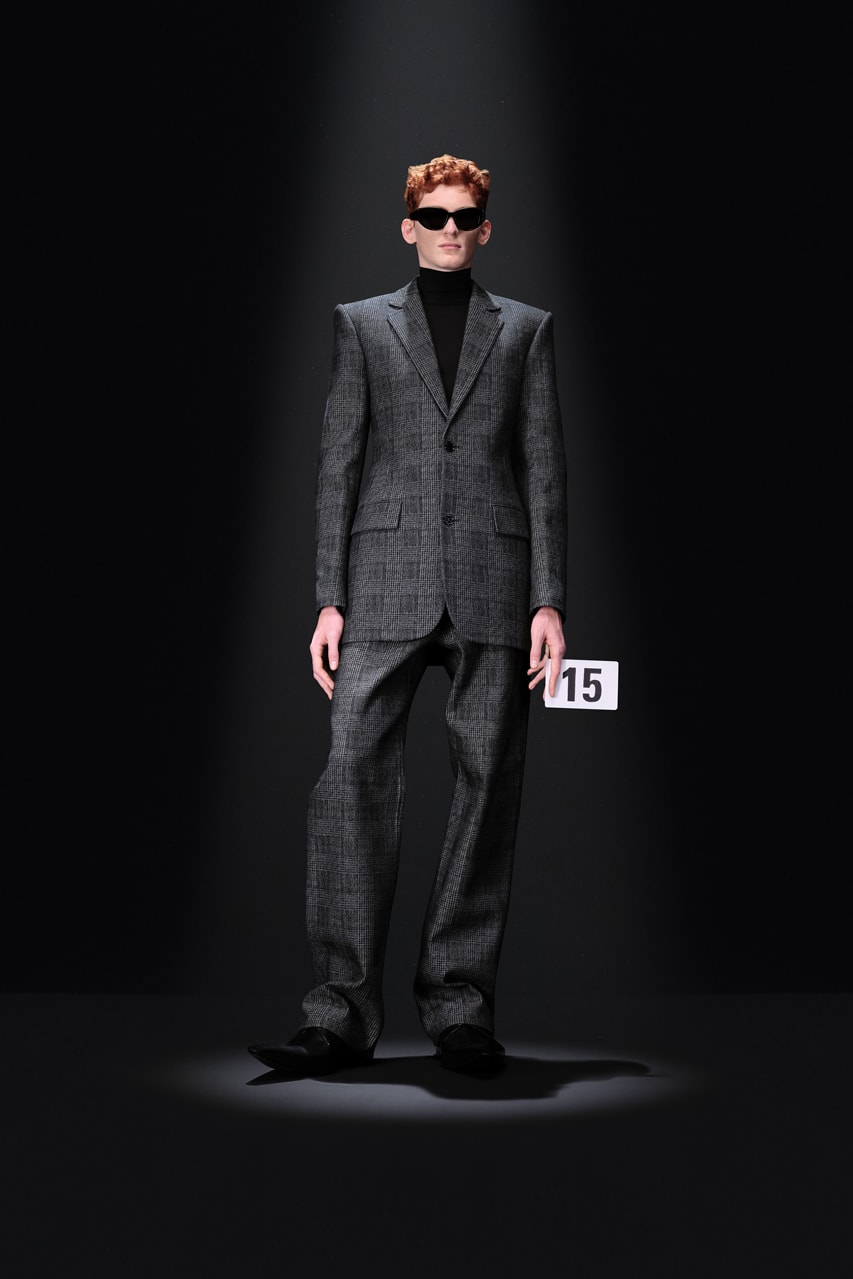 BST đẹp lộng lẫy của Balenciaga Couture vinh danh nghề thủ công - 15