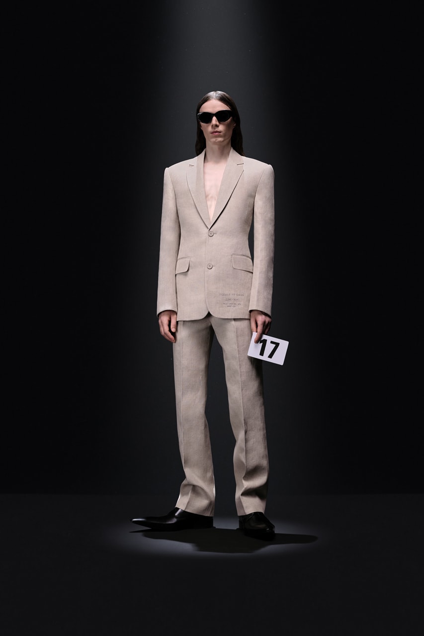 BST đẹp lộng lẫy của Balenciaga Couture vinh danh nghề thủ công - 17