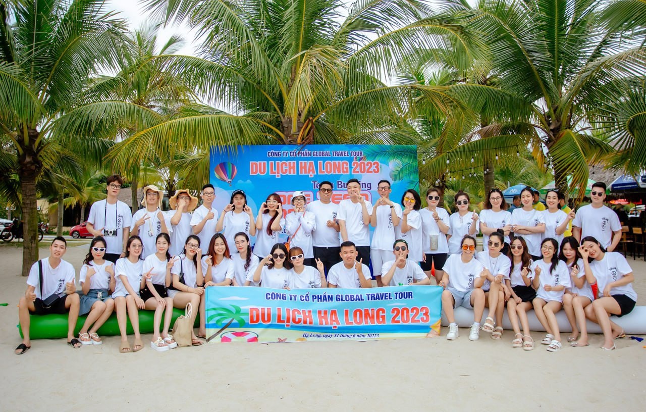 Đội ngũ nhân sự Global Travel Tour trẻ trung, năng động nhưng rất chuyên nghiệp và tận tâm.