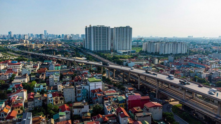 Người thuê nhà ở có diện tích tối thiểu 15m2/người mới được đăng ký thường trú tại khu vực nội thành Hà Nội. Ảnh: PHI HÙNG