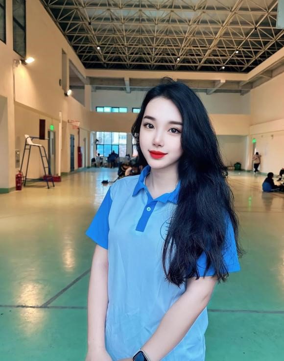 Vợ sắp cưới của hậu vệ U22 Việt Nam - Giáp Tuấn Dương sở hữu vẻ ngoài nóng bỏng, xinh đẹp - 4