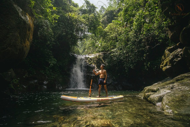 Đối với những người ưa mạo hiểm, trekking, hiking, khám phá, du lịch bụi, yêu thiên nhiên thì Cửa Tử - Thái Nguyên là điểm đến tuyệt vời, đặc biệt là vào mùa hè. (Ảnh: Ngô Văn Vĩnh)