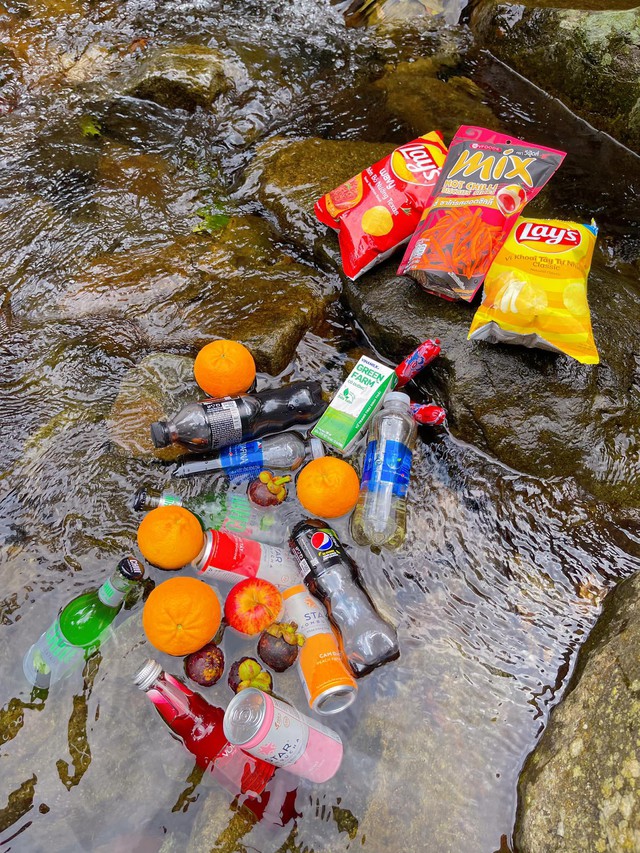 Picnic nơi suối Cửa Tử Thái Nguyên (Ảnh: Đức Thiên)