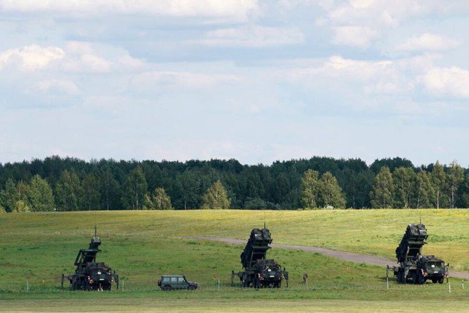 Họp sát sườn Belarus, Nga, NATO biến Lithuania thành &#34;pháo đài&#34; - 1