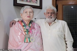 Bạn trẻ - Cuộc sống - Vợ qua đời vì ung thư, người đàn ông có hành động không ngờ