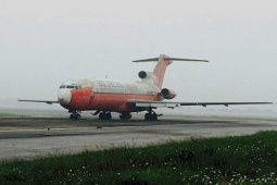 Tin tức trong ngày - Chưa thể định đoạt số phận máy bay Boeing bị 'bỏ rơi' tại Nội Bài