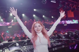 Thời trang - Nữ DJ miền Tây nói gì khi diện áo dài, váy cưới chơi nhạc gây tranh cãi