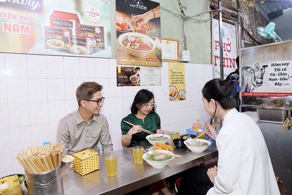 Phở Thìn Bờ Hồ vẫn giữ vị ngon nguyên bản gây thương nhớ qua bao đời