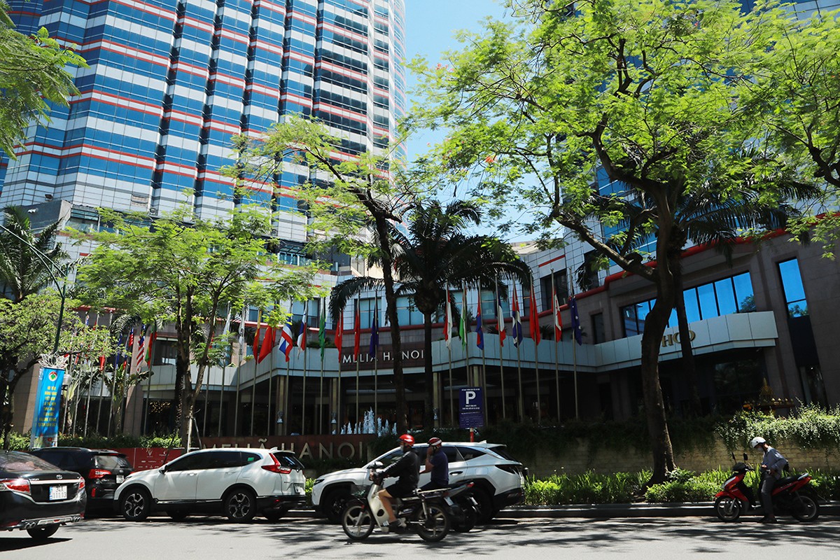 Khách sạn Melia Hà Nội là một trong những khách sạn 5 sao đầu tiên ở Thủ đô.