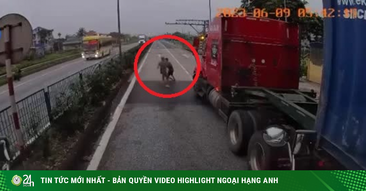Clip: Chèn ép ô tô đầu kéo để gây sự, lái xe container bị đánh liên hoàn