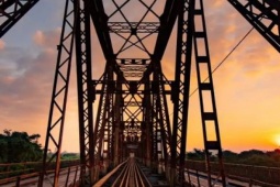 Kinh doanh - Cây cầu ở Việt Nam từng dài thứ 2 TG, chi phí xây dựng "khủng" cỡ nào?