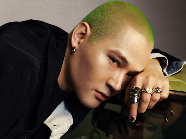 rong show, Giám đốc Sáng tạo Cường Đàm sẽ biến không gian quen thuộc của Nhà hát Lớn trở thành “vũ trụ” thời trang của riêng mình mà ở đó, mỗi model, mỗi vị khách là một tiểu “hành tinh”. 