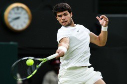 Video tennis Alcaraz – Berrettini: Khởi đầu bất ngờ, đẳng cấp lên tiếng (Wimbledon)