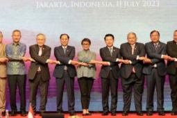 Thế giới - Chủ tịch ASEAN cảnh báo về vũ khí hạt nhân, kêu gọi đoàn kết trong khối