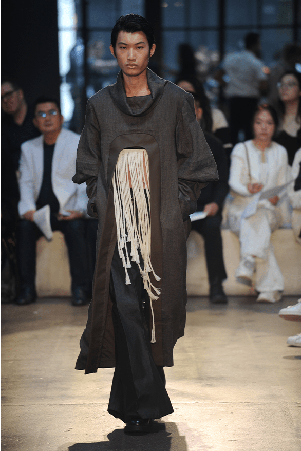 Vẻ đẹp ấn tượng từ show diễn của Đại học Thời trang London - 7