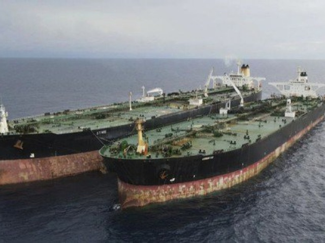 Thế giới - Indonesia bắt tàu dầu Iran