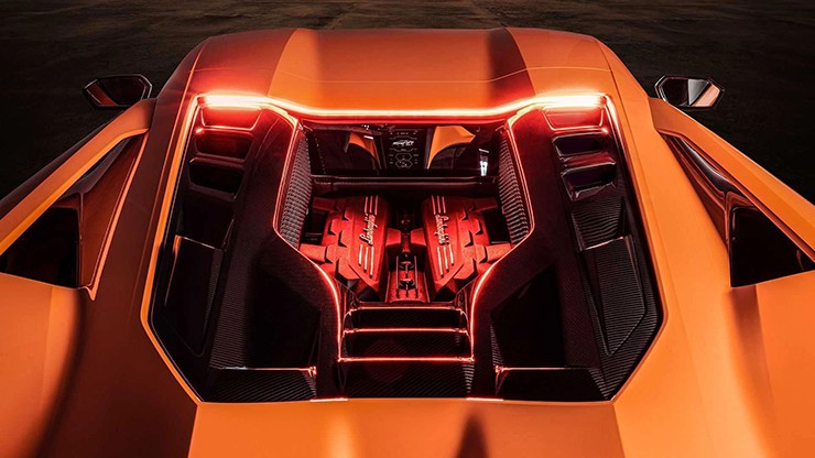 Siêu xe Hybrid Lamborghini vừa ra mắt đã cháy đơn đặt hàng đến năm 2025