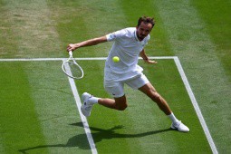 Video tennis Medvedev - Eubanks: Kịch tính 5 set, đẳng cấp lên tiếng (Tứ kết Wimbledon)