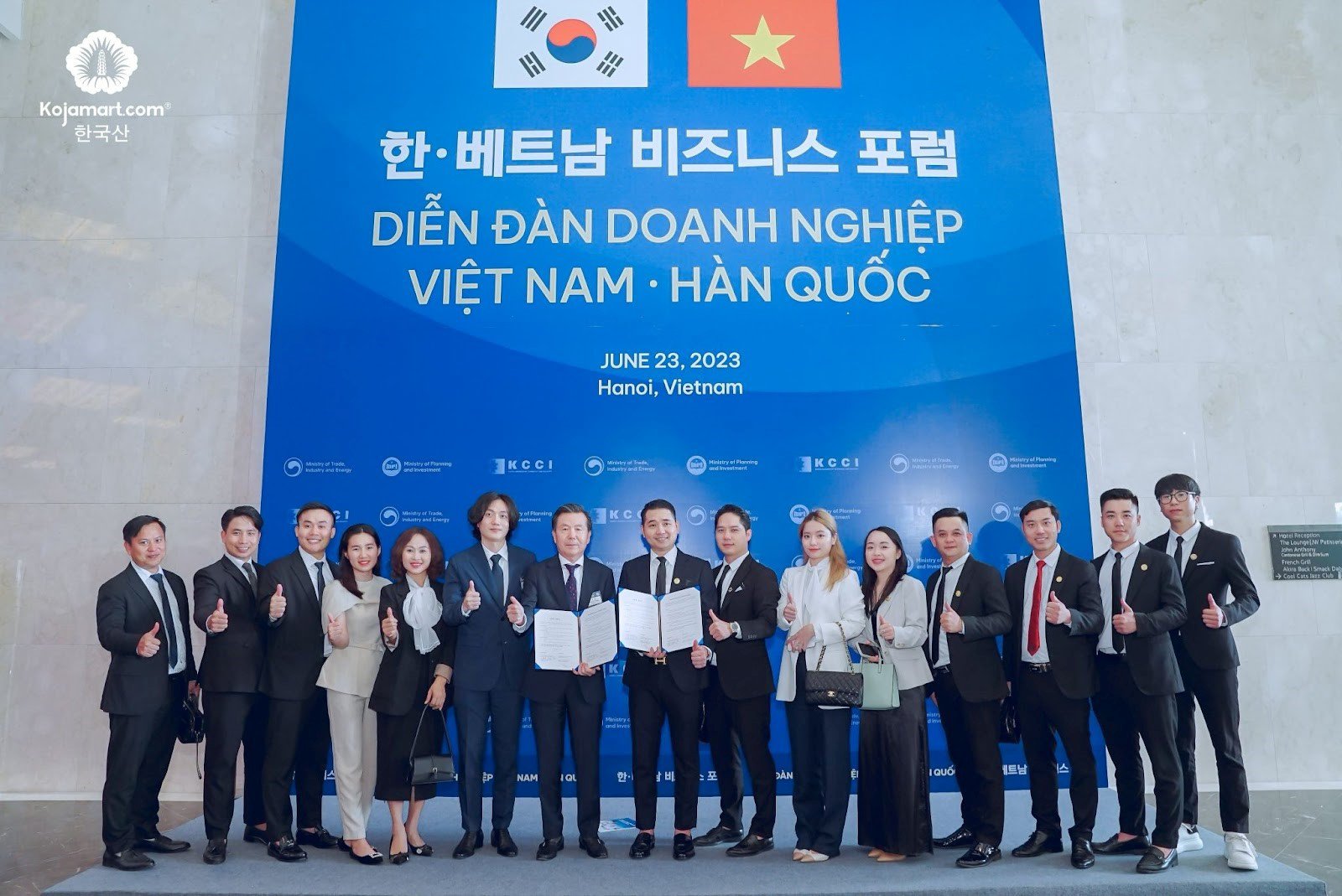 CBNV KOJA MART tại sự kiện giao thương Việt - Hàn