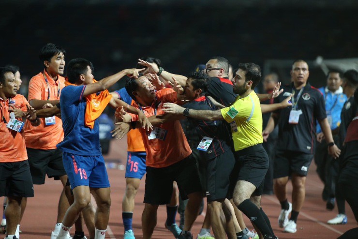 Nóng AFC ra án phạt nặng Thái Lan, Indonesia vì chung kết SEA Games 32 chấn động - 1