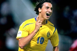 Tự truyện Ibrahimovic: Bàn thắng kinh điển và tấm vé dự World Cup...