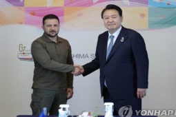 Thế giới - Tổng thống Hàn Quốc có chuyến thăm bất ngờ tới Ukraine