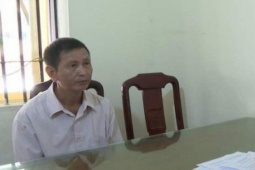 Tin tức trong ngày - Khởi tố người đàn ông đấm vào mặt CSGT ở Phú Thọ