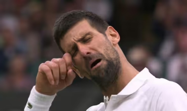 Djokovic giả vờ khóc ở bán kết Wimbledon 2023