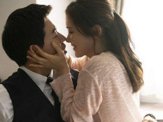 Bạn trẻ - Cuộc sống - Chồng bị tai nạn nằm viện, vợ gục ngã phát hiện sự thật sau khi người phụ nữ lạ mặt ghé thăm