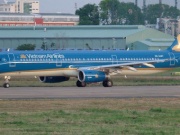 Tin tức trong ngày - Máy bay Vietnam Airlines hạ cánh khẩn cấp tại Dubai