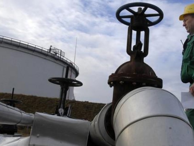 Ba Lan thiệt hại hàng tỉ USD vì lệnh cấm dầu Nga