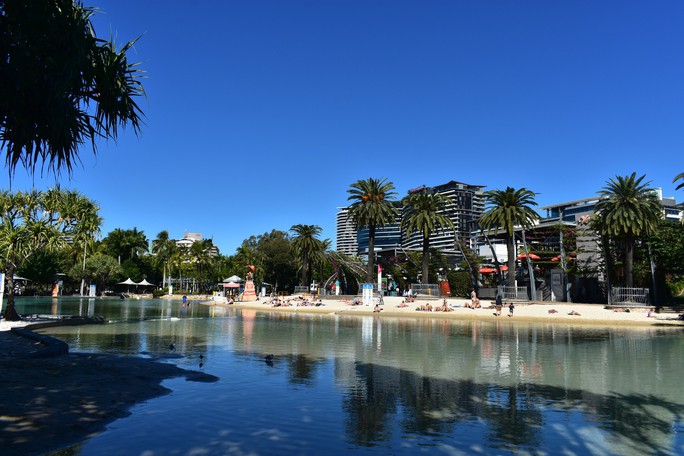 Bãi biển nhân tạo ở giữa lòng thánh phố Brisbane