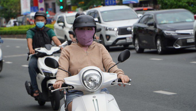 Trời âm u dù đã gần 9 giờ